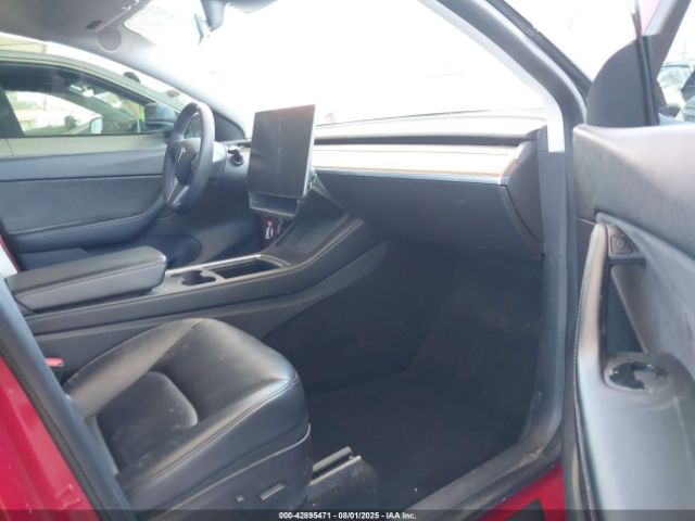 2021 TESLA MODEL Y 5YJYGDEEXMF285369 Photo 4