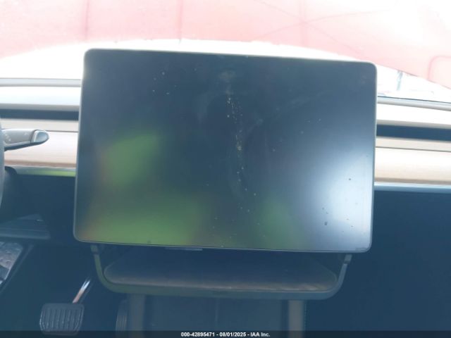 2021 TESLA MODEL Y 5YJYGDEEXMF285369 Photo 6