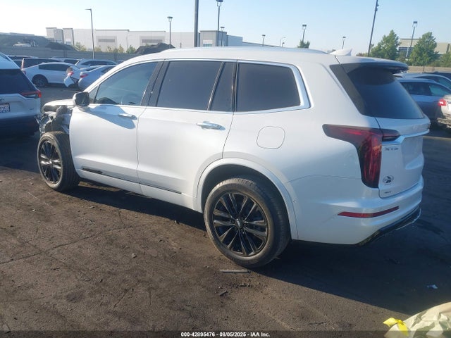 2021 CADILLAC XT6 1GYKPDRS3MZ221975 Photo 2