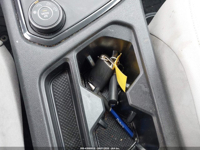 Volkswagen Tiguan 2019 3VV2B7AX8KM174214 Image 11