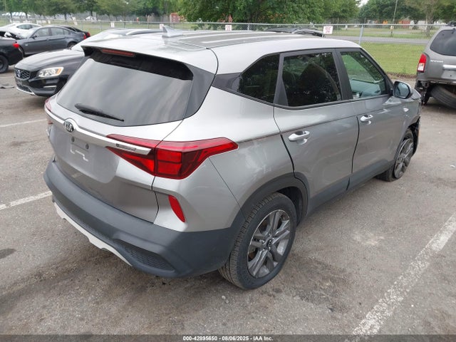 2021 Kia Seltos Lx მანქანა იყიდება აუქციონზე, vin: KNDEPCAA2M7232476, აუქციონის ნომერი: 42895650