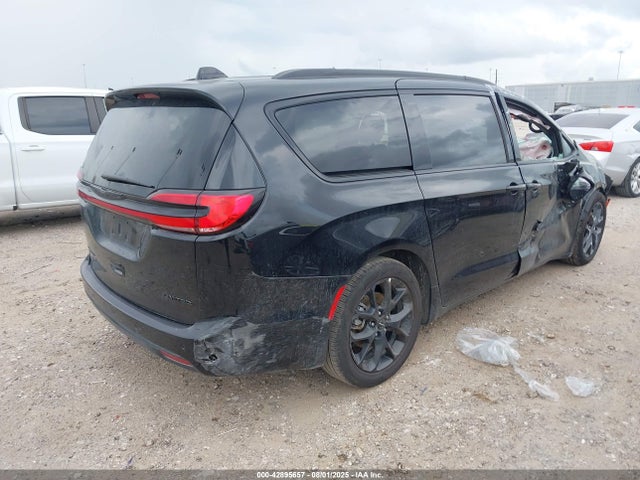 Chrysler 2025 2025 2C4RC1GG8SR520379 Image 4