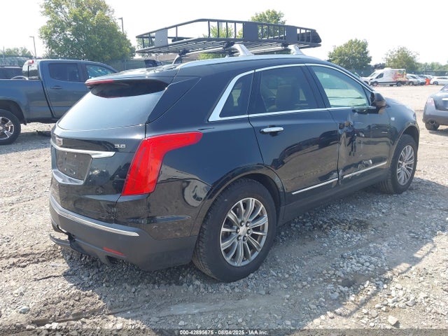 2017 CADILLAC XT5 1GYKNDRS2HZ289907 Photo 3