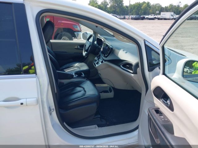 2022 CHRYSLER PACIFICA 2C4RC1BG5NR128469 Photo 4
