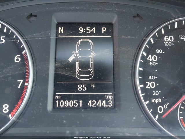 Volkswagen 2014 2014 1VWBS7A33EC044498 Image 15