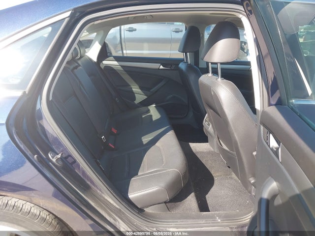 Volkswagen 2014 2014 1VWBS7A33EC044498 Image 8