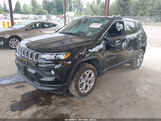 Jeep 2025 2025 3C4NJDBNXST553215 Image 2