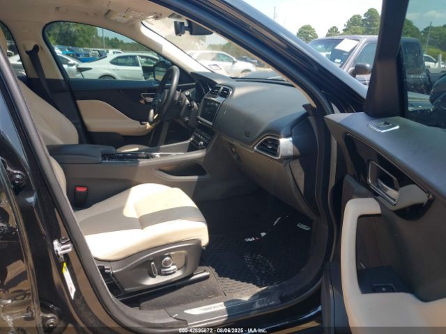 2020 JAGUAR F-PACE SADCJ2FX8LA630006 Photo 4