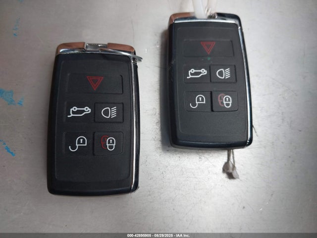 Land Rover aj20p6 2025 SAL1P9EU6SA438091 Image 11