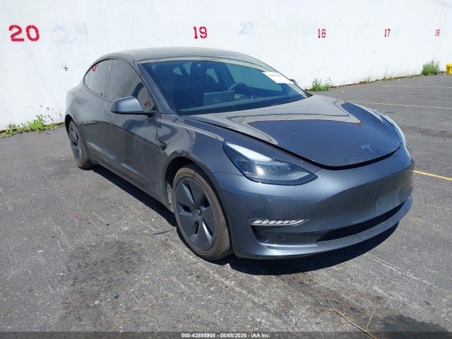 2023 TESLA MODEL 3 5YJ3E1EB8PF699324 Photo 0