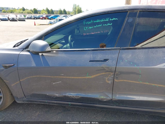 2023 TESLA MODEL 3 5YJ3E1EB8PF699324 Photo 5