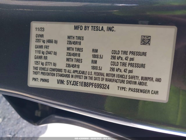 2023 TESLA MODEL 3 5YJ3E1EB8PF699324 Photo 8