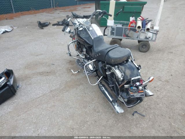 2010 HARLEY-DAVIDSON FLHR 1HD1FB410AB669021 Photo 2
