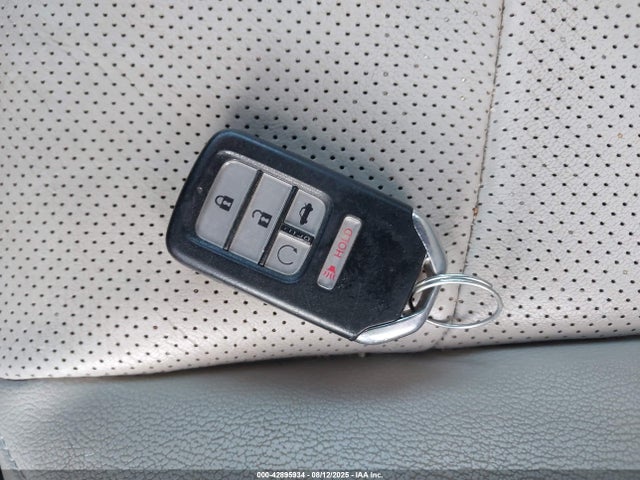 Honda lfb1/lfb2 2018 1HGCV3F97JA006610 Image 11