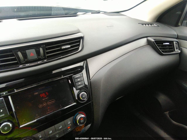 JN1BJ1AW2MW444193 Nissan ROGUE SPORT