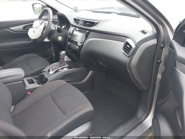 JN1BJ1AW2MW444193 Nissan ROGUE SPORT