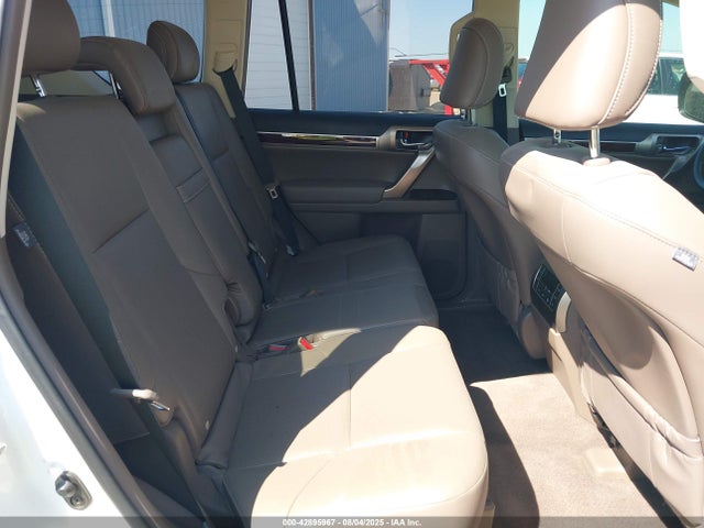 Lexus 1ur-fe 2017 JTJBM7FX5H5161224 Image 8