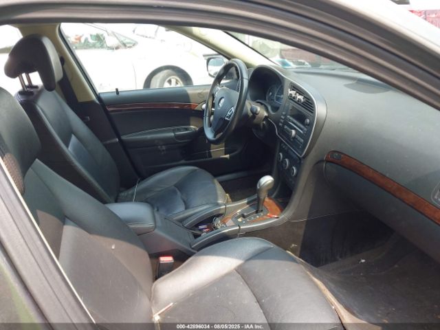 2010 SAAB 9-3 YS3FA4CY4A1615588 Photo 4