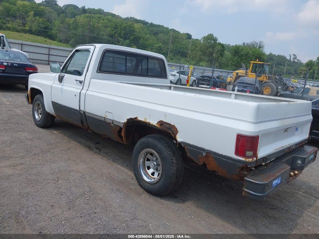 1986 GMC C1500 1GTEC14N7GJ510097 Photo 2