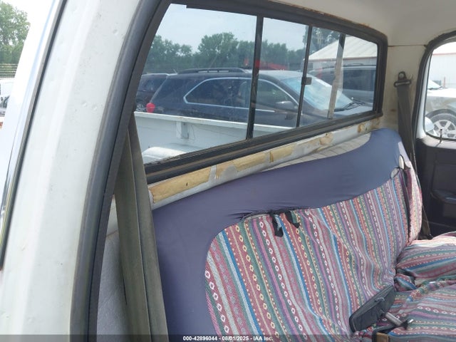 1986 GMC C1500 1GTEC14N7GJ510097 Photo 7