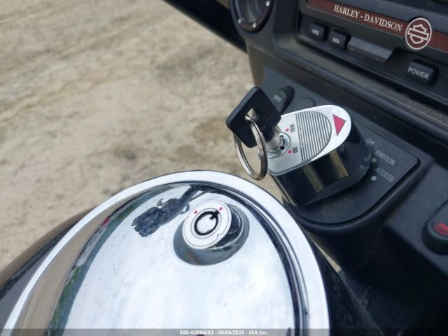 2005 HARLEY-DAVIDSON FLHTI 1HD1FVW145Y644110 Photo 10