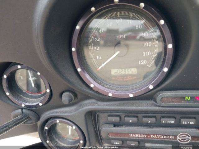 2005 HARLEY-DAVIDSON FLHTI 1HD1FVW145Y644110 Photo 6