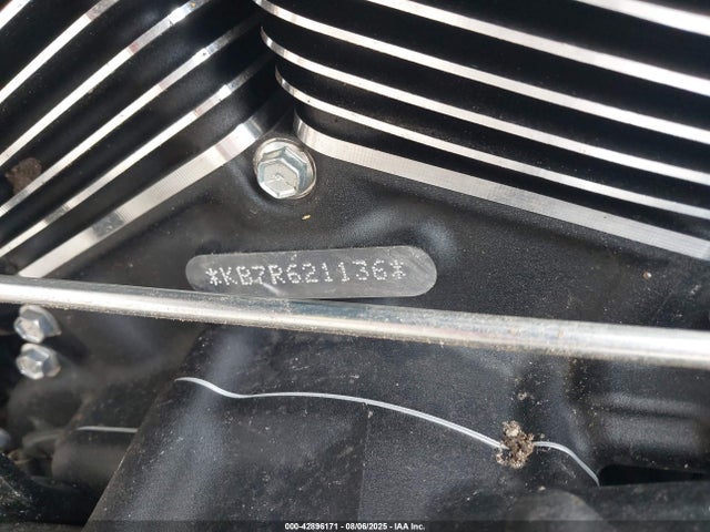 1HD1KB714RB621136 Harley-Davidson Milwaukee-eight