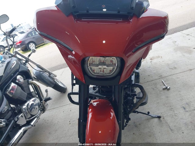 1HD1KB714RB621136 Harley-Davidson Milwaukee-eight