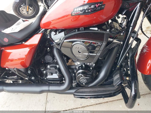 1HD1KB714RB621136 Harley-Davidson Milwaukee-eight