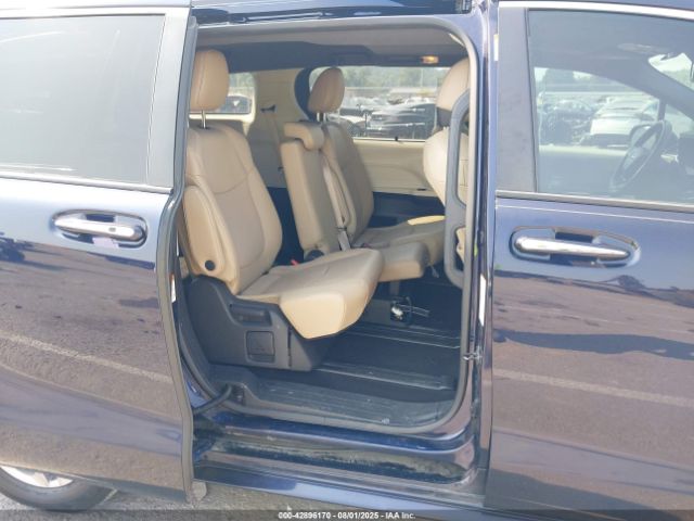 2021 TOYOTA SIENNA 5TDJRKEC0MS018543 Photo 7