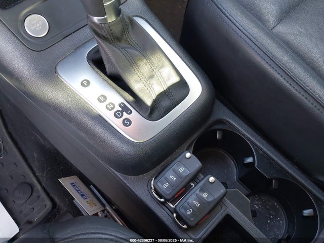 Volkswagen 2015 2015 WVGAV7AX9FW093032 Image 11