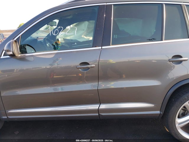 Volkswagen 2015 2015 WVGAV7AX9FW093032 Image 14