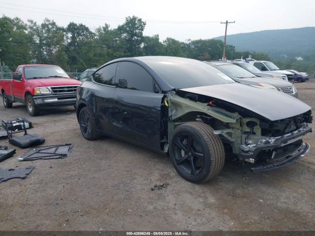 2026 TESLA MODEL Y 7SAYGDEE8TA405717 Photo 0