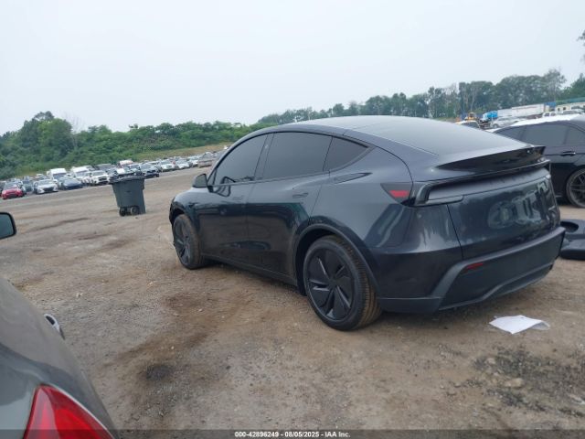 2026 TESLA MODEL Y 7SAYGDEE8TA405717 Photo 2