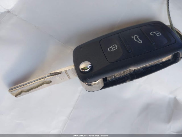 Volkswagen Passat 2015 1VWAT7A37FC103823 Image 11