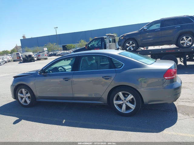 Volkswagen Passat 2015 1VWAT7A37FC103823 Image 14