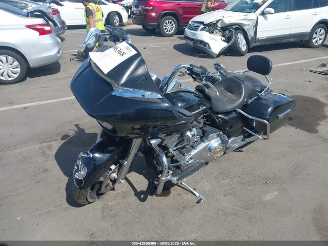 1HD1KHC11HB682063 Harley-Davidson Road Glide