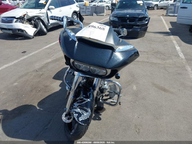 1HD1KHC11HB682063 Harley-Davidson Road Glide