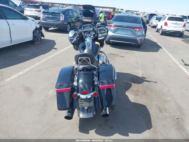 1HD1KHC11HB682063 Harley-Davidson Road Glide