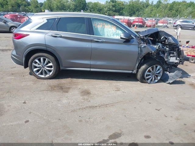 3PCAJ5BB8NF107951 Infiniti QX50