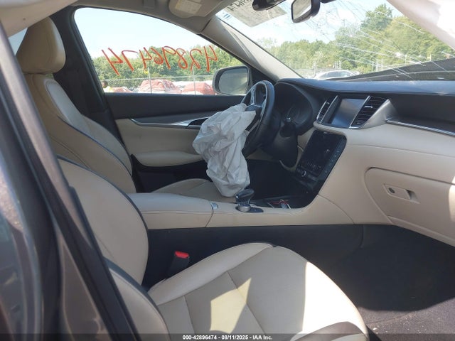 3PCAJ5BB8NF107951 Infiniti QX50