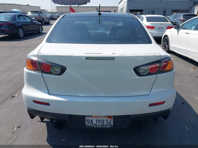 Mitsubishi LANCER EVOLUTION 2015 JA32W7FVXFU028648 Image 17