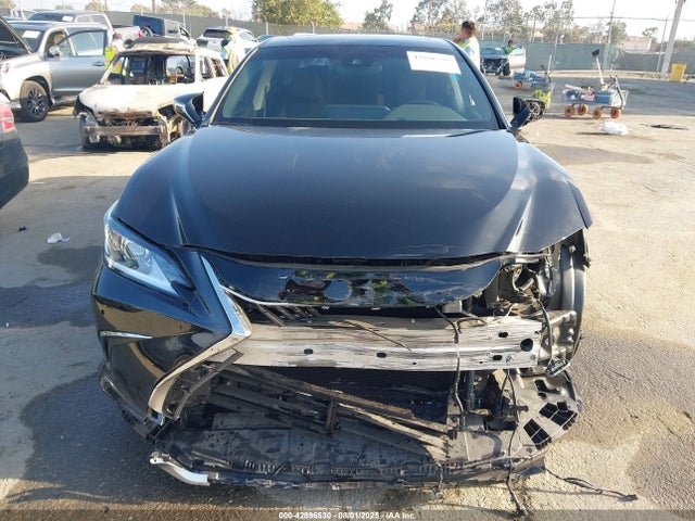 Lexus a25a-fxs, 3nm 2024 58ADA1C17RU050218 Image 13