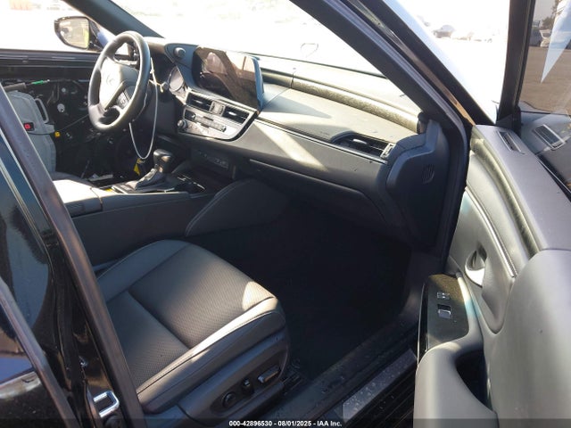 Lexus a25a-fxs, 3nm 2024 58ADA1C17RU050218 Image 5