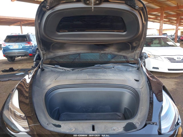 2021 TESLA MODEL Y 5YJYGDEEXMF153633 Photo 9