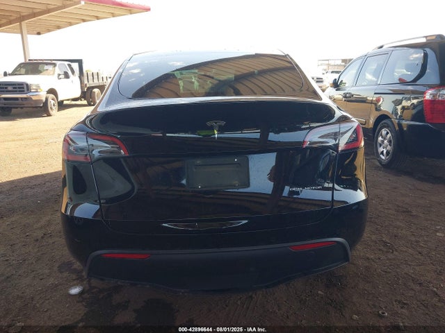 42896644 :رقم المزاد ، 5YJYGDEEXMF153633 vin ، 2021 Tesla Model Y Long Range Dual Motor All-wheel Drive مزاد بيع