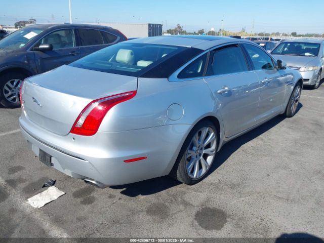 2012 JAGUAR XJ SAJWA2GE9CMV29465 Photo 3