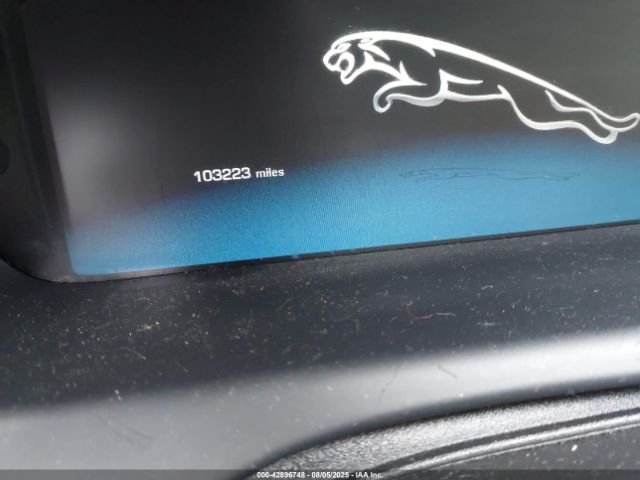 2012 JAGUAR XJ SAJWA2GB0CLV32525 Photo 6