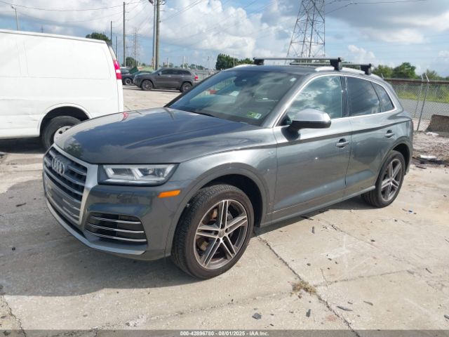 2018 AUDI SQ5 WA1A4AFY4J2200892 Photo 1