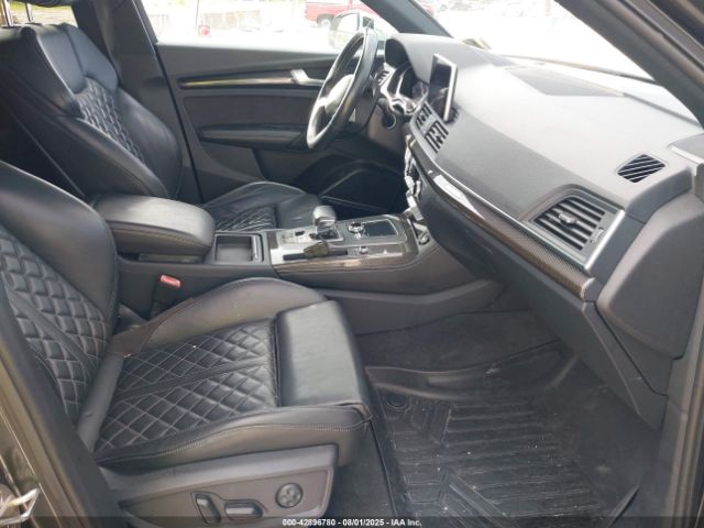 2018 AUDI SQ5 WA1A4AFY4J2200892 Photo 4